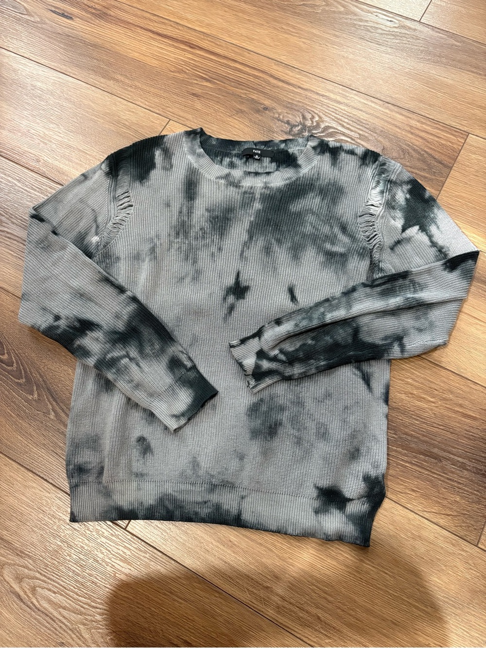 Fate Ribbed Tie-Dye Crewneck Sweater - Black & Gray